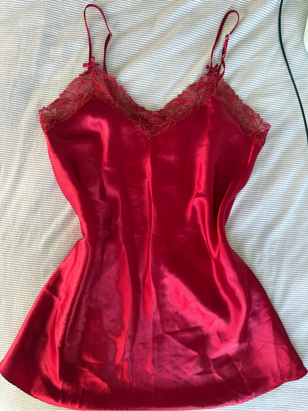 ♥️2 for $20♥️- La Senza Iconic Red Satin Lace Trim Chemise Slip Dress